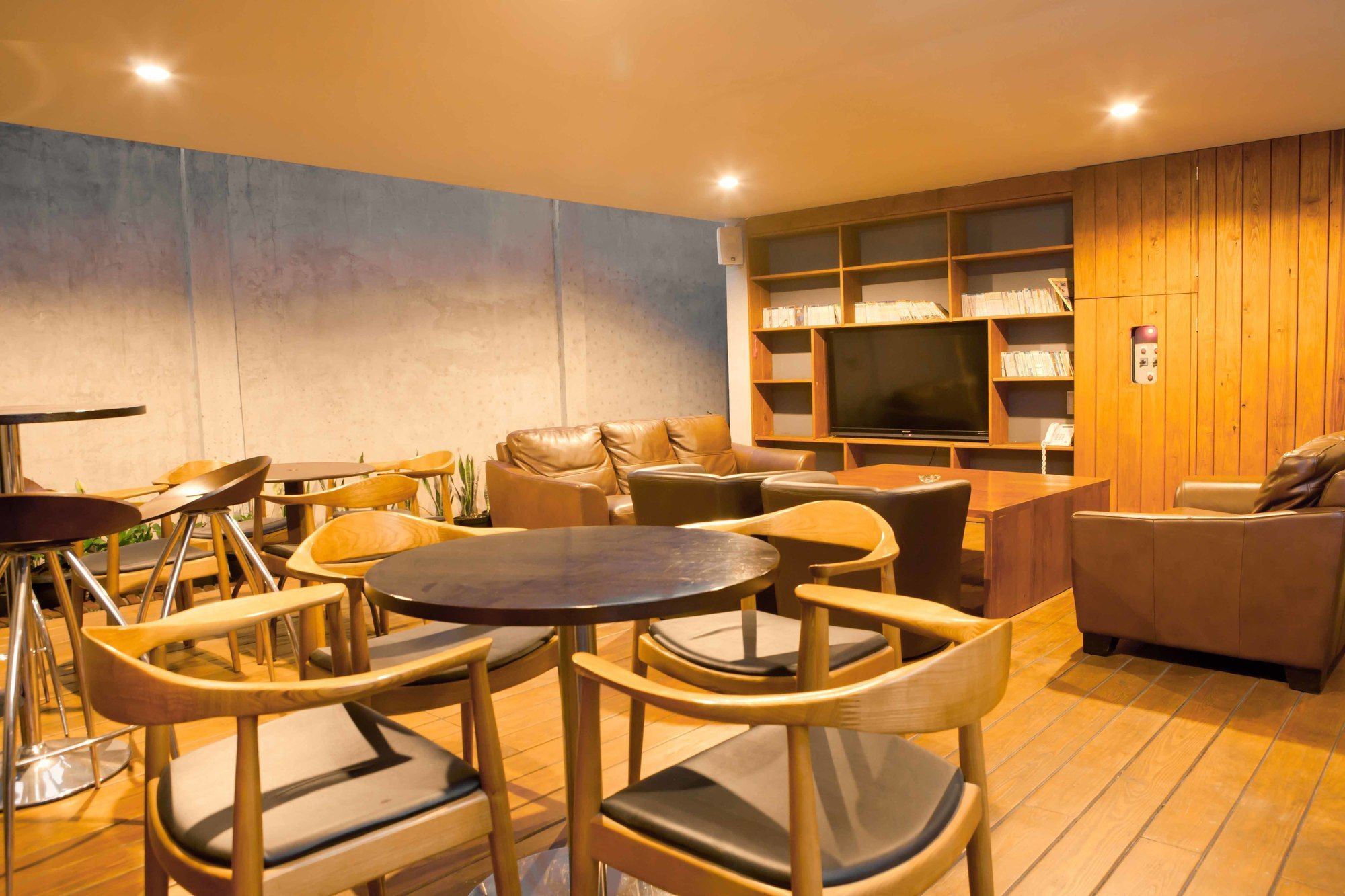 Mawar Hotel 2*